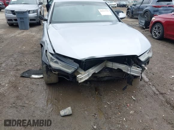 ✅ 2016 Audi A6 Premium • VIN: WAUFFAFC8GN170178 • Lot: 43111724. Wystawiony na IAAI z przebiegiem 156 601 mil. Bezpłatny archiwum sprzedaży aukcyjnych z USA i szczegółowy raport historii pojazdu na DreamBid. Zdjęcie 6.