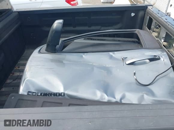 ✅ 2020 Chevrolet Colorado 2WD LT • VIN: 1GCGSCEN5L1132426 • Lot: 42598806. Listed on IAAI with 33,452 mi. Free auction sales archive from the USA and detailed vehicle history report at DreamBid. Image 12.