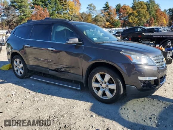 ✅ 2016 Chevrolet Traverse LT • VIN: 1GNKVGKD5GJ239414 • Lot: 90037505. Listed on Copart with 114,861 mi. Free auction sales archive from the USA and detailed vehicle history report at DreamBid. Image 4.