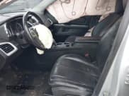 ✅ 2014 GMC Terrain SLT • VIN: 2GKFLXE34E6127690 • Lot: 41560702. Wystawiony na IAAI z przebiegiem 161 866 mil. Bezpłatny archiwum sprzedaży aukcyjnych z USA i szczegółowy raport historii pojazdu na DreamBid. Zdjęcie 5.