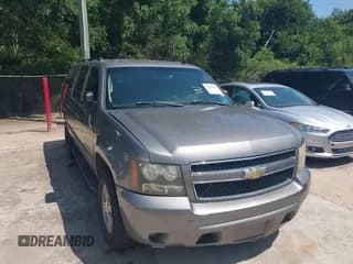 ✅ 2007 Chevrolet Suburban LT • VIN: 3GNFC160X7G317814 • Lot: 42368680. Listed on IAAI with 216,260 mi. Free auction sales archive from the USA and detailed vehicle history report at DreamBid. Image 1.