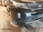 ✅ 2014 Kia Sorento SX Limited • VIN: 5XYKWDA72EG450440 • Lot: 43858112. Listed on IAAI with 196,912 mi. Free auction sales archive from the USA and detailed vehicle history report at DreamBid. Image 6.