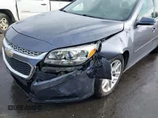 ✅ 2014 Chevrolet Malibu LT • VIN: 1G11C5SL4EF276615 • Lot: 43414714. Wystawiony na IAAI z przebiegiem 228 015 mil mil. Skorzystaj z bezpłatnego archiwum sprzedaży aukcyjnych z USA i zobacz szczegółowy raport historii pojazdu na DreamBid. Zdjęcie 6.