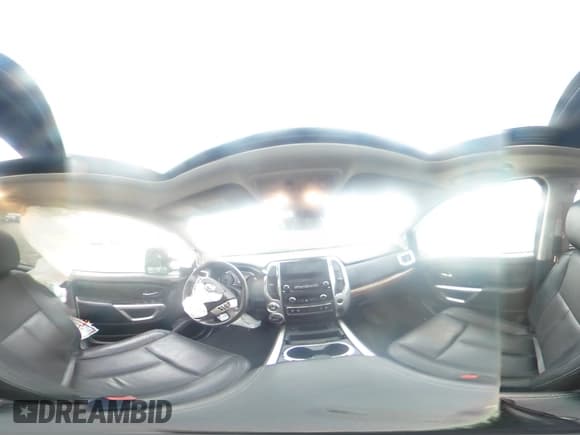 ✅ 2021 Nissan Titan SL • VIN: 1N6AA1ED9MN505396 • Lot: 75060034. Wystawiony na Copart z przebiegiem 35 618 mil. Bezpłatny archiwum sprzedaży aukcyjnych z USA i szczegółowy raport historii pojazdu na DreamBid. Zdjęcie 13.