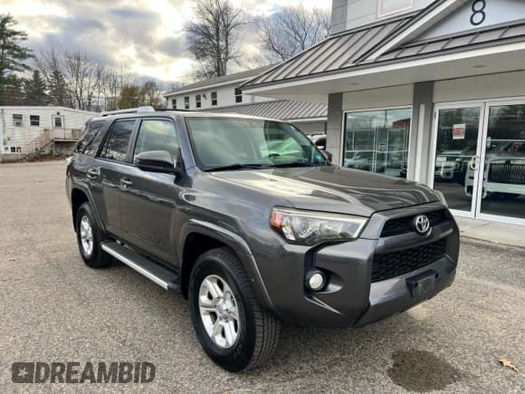 ✅ 2015 Toyota 4Runner Limited • VIN: JTEBU5JR8F5218069 • Lot: 93520175. Wystawiony na Copart z przebiegiem 201 612 mil. Bezpłatny archiwum sprzedaży aukcyjnych z USA i szczegółowy raport historii pojazdu na DreamBid. Zdjęcie 1.