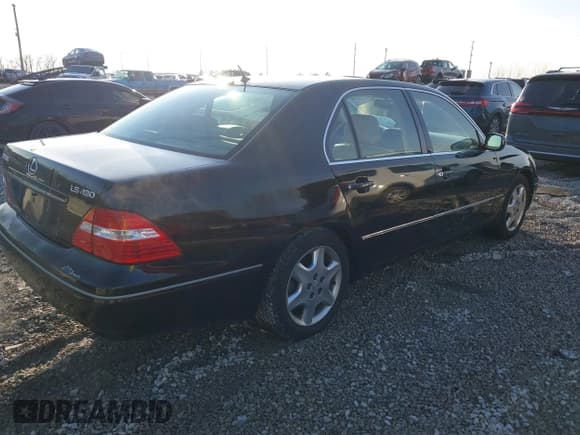 ✅ 2006 Lexus LS 430 • VIN: JTHBN36F565047168 • Лот: 43755564. Опубликован ранее на IAAI с пробегом 175 052 миль. Бесплатный доступ к архиву аукционных продаж из США и подробный отчёт об истории автомобиля на DreamBid. Изображение 4.