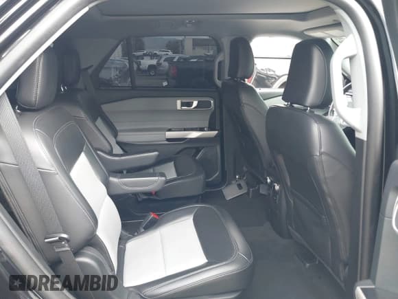 ✅ 2023 Ford Explorer XLT • VIN: 1FMSK8DH6PGC12853 • Лот: 43417059. Опубликован ранее на IAAI с пробегом 32 310 миль. Бесплатный доступ к архиву аукционных продаж из США и подробный отчёт об истории автомобиля на DreamBid. Изображение 8.