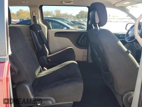 ✅ 2011 Dodge Grand Caravan Express • VIN: 2D4RN4DG7BR723945 • Lot: 91875915. Wystawiony na Copart z przebiegiem 124 483 mil. Bezpłatny archiwum sprzedaży aukcyjnych z USA i szczegółowy raport historii pojazdu na DreamBid. Zdjęcie 11.