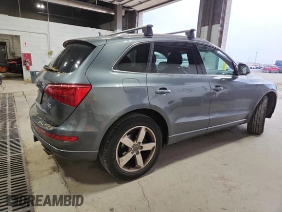 ✅ 2012 Audi Q5 Premium Plus • VIN: WA1LFAFP9CA126355 • Lot: 85561595. Listed on Copart with 137,257 mi. Free auction sales archive from the USA and detailed vehicle history report at DreamBid. Image 3.