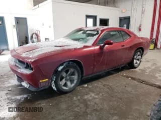 ✅ 2009 Dodge Challenger SE • VIN: 2B3LJ44V79H604775 • Lot: 42008435. Wystawiony na Copart z przebiegiem 127 809 mil. Bezpłatny archiwum sprzedaży aukcyjnych z USA i szczegółowy raport historii pojazdu na DreamBid. Zdjęcie 1.