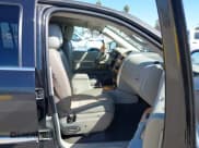 ✅ 2007 Chrysler Aspen Limited • VIN: 1A8HW58N17F528872 • Lot: 43386181. Wystawiony na IAAI z przebiegiem 195 058 mil. Bezpłatny archiwum sprzedaży aukcyjnych z USA i szczegółowy raport historii pojazdu na DreamBid. Zdjęcie 5.