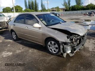 ✅ 2006 Kia Spectra EX • VIN: KNAFE121765256944 • Lot: 68667844. Wystawiony na Copart z przebiegiem 98 316 mil. Bezpłatny archiwum sprzedaży aukcyjnych z USA i szczegółowy raport historii pojazdu na DreamBid. Zdjęcie 4.