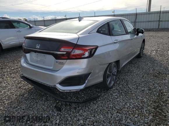 ✅ 2018 Honda Clarity Touring • VIN: JHMZC5F30JC012337 • Лот: 65006512. Опубликован ранее на Copart с пробегом 34 358 миль. Бесплатный доступ к архиву аукционных продаж из США и подробный отчёт об истории автомобиля на DreamBid. Изображение 4.