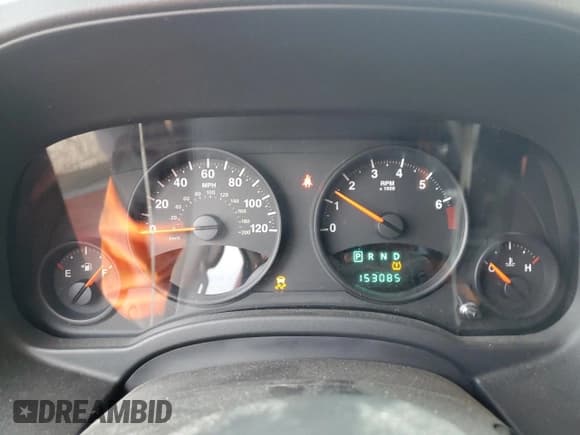 ✅ 2011 Jeep Patriot Latitude • VIN: 1J4NF1GB8BD146007 • Lot: 90462965. Wystawiony na Copart z przebiegiem 153 085 mil. Bezpłatny archiwum sprzedaży aukcyjnych z USA i szczegółowy raport historii pojazdu na DreamBid. Zdjęcie 9.