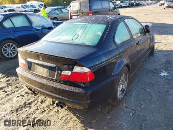 2002 BMW 3 Series M3 с VIN WBSBL93472JR13427, выставлен на аукционе IAAI как лот 40426140 с пробегом 109 006 миль миль и . История ставок и продаж доступна на DreamBid. Изображение 4.