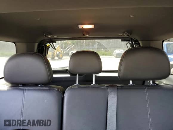 2010 Mercury Mariner Premier с VIN 4M2CN9HG3AKJ25661, выставлен на аукционе Copart как лот 69384945 с пробегом 154 199 миль миль и Списание • Salvage title. История ставок и продаж доступна на DreamBid. Изображение 10.