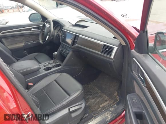 ✅ 2021 Volkswagen Atlas SE • VIN: 1V2HR2CAXMC574861 • Lot: 42139105. Listed on IAAI with 61,098 mi. Free auction sales archive from the USA and detailed vehicle history report at DreamBid. Image 5.