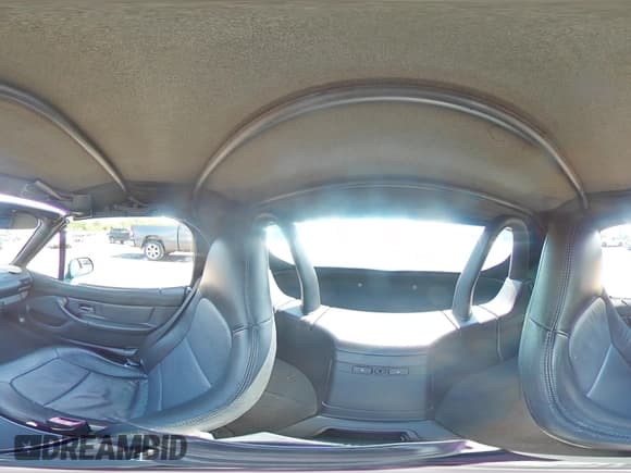 ✅ 1999 BMW Z3 2.5 • VIN: 4USCH9338XLG00691 • Лот: 70521875. Опубликован ранее на Copart с пробегом 62 015 миль. Бесплатный доступ к архиву аукционных продаж из США и подробный отчёт об истории автомобиля на DreamBid. Изображение 14.