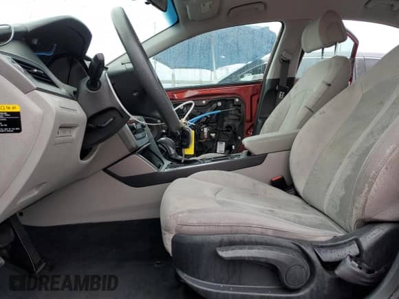 ✅ 2015 Hyundai Sonata SE • VIN: 5NPE24AF7FH193768 • Lot: 86293555. Wystawiony na Copart z przebiegiem 97 809 mil mil. Skorzystaj z bezpłatnego archiwum sprzedaży aukcyjnych z USA i zobacz szczegółowy raport historii pojazdu na DreamBid. Zdjęcie 7.