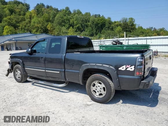 ✅ 2004 Chevrolet Silverado 1500 LS • VIN: 1GCEK19T74E295500 • Лот: 69562244. Опубликован ранее на Copart с пробегом 190 460 миль. Бесплатный доступ к архиву аукционных продаж из США и подробный отчёт об истории автомобиля на DreamBid. Изображение 2.