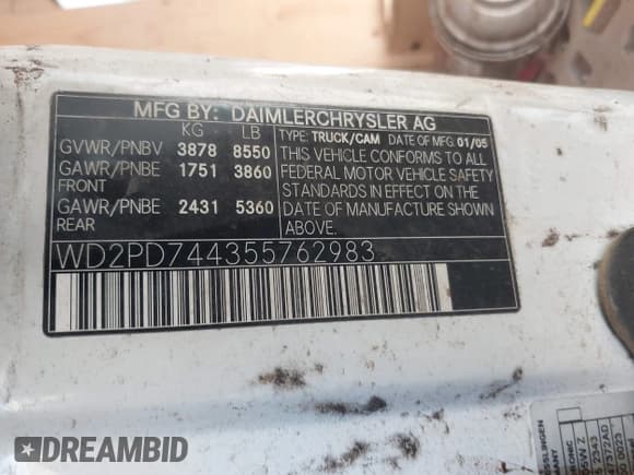 ✅ 2005 Dodge Sprinter • VIN: WD2PD744355762983 • Lot: 42806420. Listed on IAAI with 533,330 mi. Free auction sales archive from the USA and detailed vehicle history report at DreamBid. Image 9.