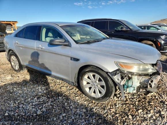 ✅ 2011 Ford Taurus SE • VIN: 1FAHP2DW7BG144699 • Лот: 85302495. Опубликован ранее на Copart с пробегом 177 796 миль. Бесплатный доступ к архиву аукционных продаж из США и подробный отчёт об истории автомобиля на DreamBid. Изображение 4.