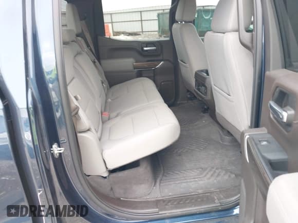 ✅ 2022 Chevrolet Silverado 1500 RST • VIN: 3GCUYEED7NG164206 • Лот: 42481073. Опубликован ранее на IAAI с пробегом 44 759 миль. Бесплатный доступ к архиву аукционных продаж из США и подробный отчёт об истории автомобиля на DreamBid. Изображение 8.