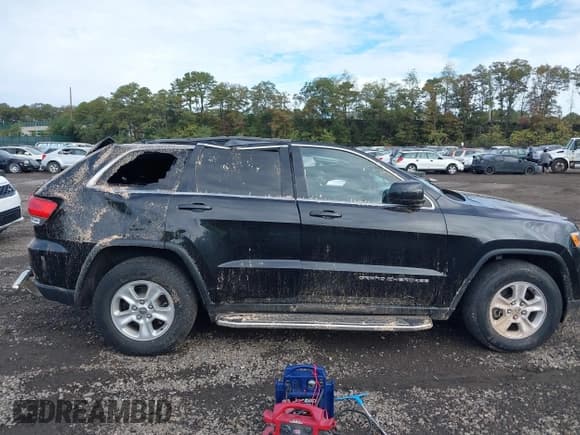 ✅ 2016 Jeep Grand Cherokee Laredo • VIN: 1C4RJFAG6GC427162 • Лот: 43445477. Опубликован ранее на IAAI с пробегом 28 701 миль. Бесплатный доступ к архиву аукционных продаж из США и подробный отчёт об истории автомобиля на DreamBid. Изображение 13.