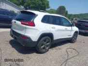 ✅ 2017 Jeep Cherokee Latitude • VIN: 1C4PJMCS3HW552116 • Lot: 42469006. Listed on IAAI with 77,586 mi. Free auction sales archive from the USA and detailed vehicle history report at DreamBid. Image 4.