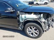 ✅ 2022 Jeep Grand Cherokee Limited • VIN: 1C4RJHBG5N8533757 • Lot: 43099660. Listed on IAAI with 105,362 mi. Free auction sales archive from the USA and detailed vehicle history report at DreamBid. Image 13.