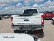 ✅ 2017 Ford F-250 Lariat • VIN: 1FT7W2BT2HED10715 • Lot: 42820538. Wystawiony na IAAI z przebiegiem 231 009 mil. Bezpłatny archiwum sprzedaży aukcyjnych z USA i szczegółowy raport historii pojazdu na DreamBid. Zdjęcie 16.