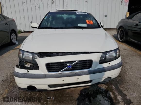 ✅ 2002 Volvo S60 • VIN: YV1RS61R522139334 • Лот: 66400194. Опубликован ранее на Copart с пробегом Не указан. Бесплатный доступ к архиву аукционных продаж из США и подробный отчёт об истории автомобиля на DreamBid. Изображение 5.