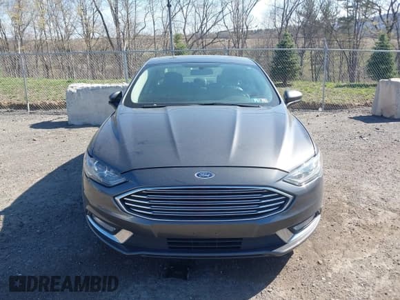 ✅ 2017 Ford Fusion SE • VIN: 3FA6P0HD8HR211638 • Lot: 42029399. Listed on IAAI with 90,262 mi. Free auction sales archive from the USA and detailed vehicle history report at DreamBid. Image 12.