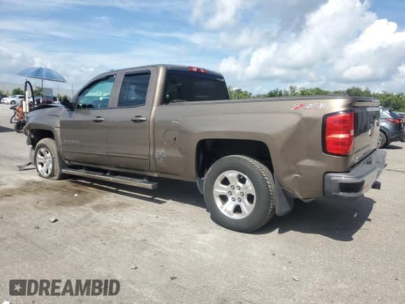 ✅ 2015 Chevrolet Silverado 1500 LT • VIN: 1GCRCREH9FZ154650 • Лот: 66995445. Опубликован ранее на Copart с пробегом 172 870 миль. Бесплатный доступ к архиву аукционных продаж из США и подробный отчёт об истории автомобиля на DreamBid. Изображение 2.