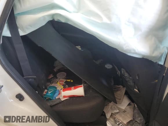 ✅ 2015 Nissan Rogue S • VIN: KNMAT2MT8FP573580 • Lot: 81332455. Wystawiony na Copart z przebiegiem 201 486 mil. Bezpłatny archiwum sprzedaży aukcyjnych z USA i szczegółowy raport historii pojazdu na DreamBid. Zdjęcie 11.