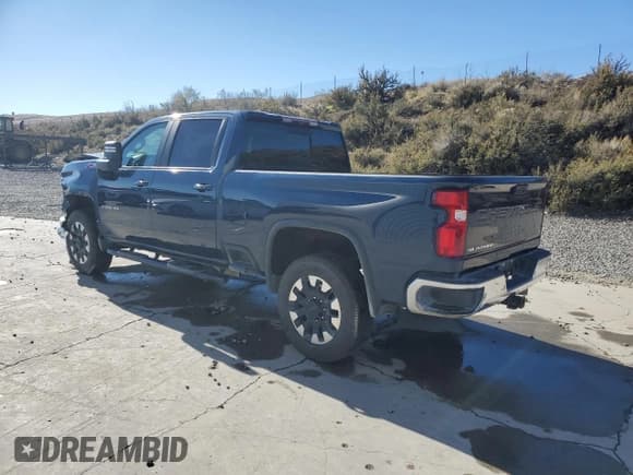 ✅ 2020 Chevrolet Silverado 2500HD LT • VIN: 1GC4YNEY5LF199327 • Lot: 89443845. Listed on Copart with 60,903 mi. Free auction sales archive from the USA and detailed vehicle history report at DreamBid. Image 2.