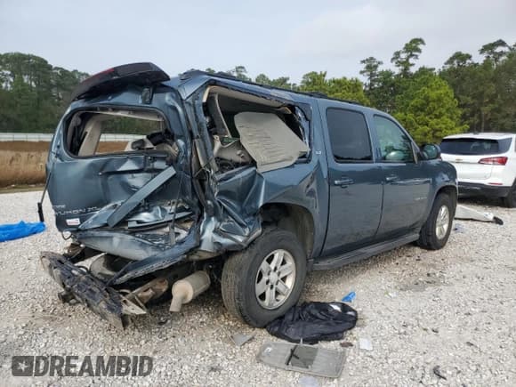 ✅ 2010 GMC Yukon XL SLT • VIN: 1GKUCKE05AR268119 • Lot: 82658114. Listed on Copart with Not provided. Free auction sales archive from the USA and detailed vehicle history report at DreamBid. Image 3.
