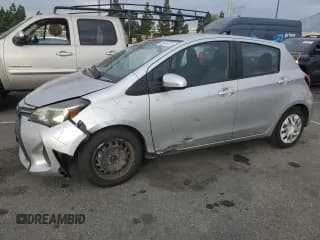 ✅ 2017 Toyota Yaris L • VIN: VNKKTUD38HA077420 • Lot: 92651475. Wystawiony na Copart z przebiegiem 125 390 mil. Bezpłatny archiwum sprzedaży aukcyjnych z USA i szczegółowy raport historii pojazdu na DreamBid. Zdjęcie 1.