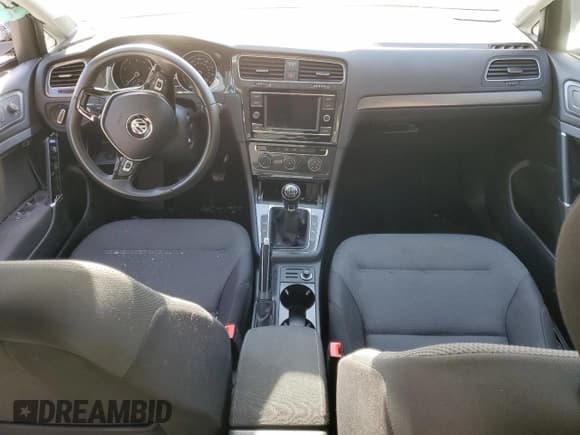 ✅ 2019 Volkswagen Golf S • VIN: 3VWW57AU2KM028952 • Lot: 78221814. Listed on Copart with 34,809 mi. Free auction sales archive from the USA and detailed vehicle history report at DreamBid. Image 8.