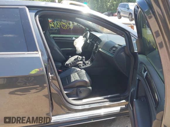 ✅ 2017 Volkswagen Golf GTI S • VIN: 3VW547AU8HM026078 • Лот: 42859204. Опубликован ранее на IAAI с пробегом 118 884 миль. Бесплатный доступ к архиву аукционных продаж из США и подробный отчёт об истории автомобиля на DreamBid. Изображение 5.