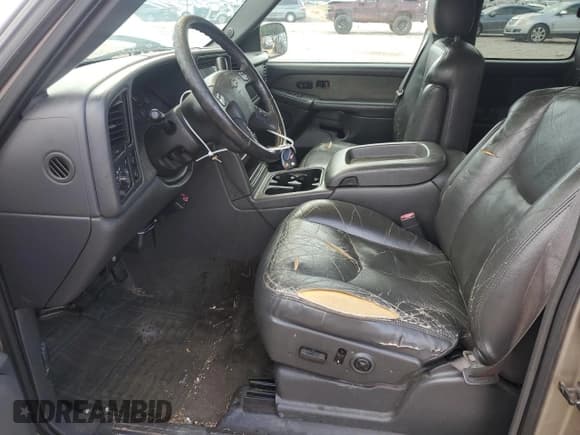 ✅ 2003 Chevrolet Silverado 1500 LT • VIN: 2GCEC19T431338820 • Lot: 83818785. Listed on Copart with 193,177 mi. Free auction sales archive from the USA and detailed vehicle history report at DreamBid. Image 7.