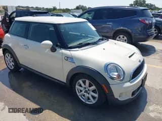 2013 MINI Hardtop S with VIN WMWSV3C54DT393845, listed as a IAAI auction lot 43177619 with 62,769 mi miles and . Bid and sale history available at DreamBid. Image 1.