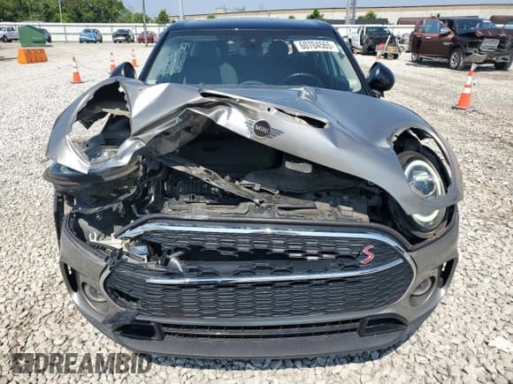 ✅ 2020 MINI Clubman Cooper S • VIN: WMWXJ1C00L2M20733 • Lot: 60704565. Wystawiony na Copart z przebiegiem 63 842 mil. Bezpłatny archiwum sprzedaży aukcyjnych z USA i szczegółowy raport historii pojazdu na DreamBid. Zdjęcie 5.