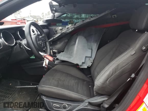 ✅ 2015 Ford Mustang GT • VIN: 1FA6P8CF5F5368079 • Lot: 85805114. Listed on Copart with 136,627 mi. Free auction sales archive from the USA and detailed vehicle history report at DreamBid. Image 7.