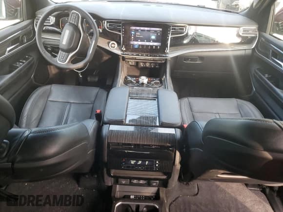 ✅ 2022 Jeep Wagoneer Series III • VIN: 1C4SJVDT0NS192491 • Lot: 71443834. Wystawiony na Copart z przebiegiem 21 142 mil. Bezpłatny archiwum sprzedaży aukcyjnych z USA i szczegółowy raport historii pojazdu na DreamBid. Zdjęcie 8.