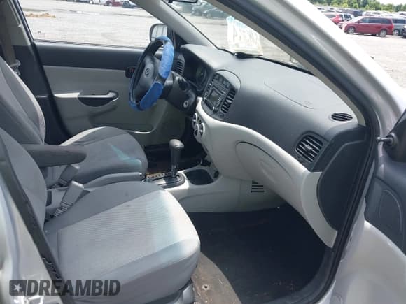 ✅ 2011 Hyundai Accent GLS • VIN: KMHCN4AC9BU613272 • Лот: 42320248. Опубликован ранее на IAAI с пробегом 199 541 миль. Бесплатный доступ к архиву аукционных продаж из США и подробный отчёт об истории автомобиля на DreamBid. Изображение 5.