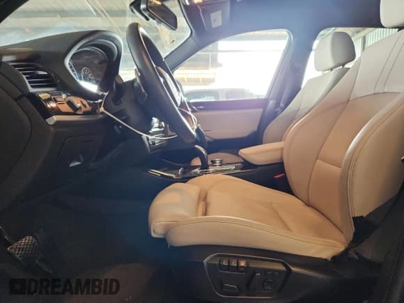 ✅ 2017 BMW X3 xDrive35i • VIN: 5UXWX7C36H0U43901 • Lot: 87452425. Listed on Copart with 30,077 mi. Free auction sales archive from the USA and detailed vehicle history report at DreamBid. Image 7.