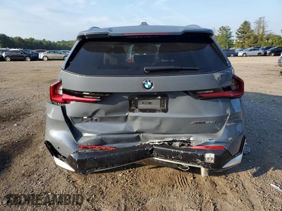 ✅ 2024 BMW X1 xDrive28i • VIN: WBX73EF07R5013308 • Лот: 81693645. Опубликован ранее на Copart с пробегом 8 373 миль. Бесплатный доступ к архиву аукционных продаж из США и подробный отчёт об истории автомобиля на DreamBid. Изображение 6.