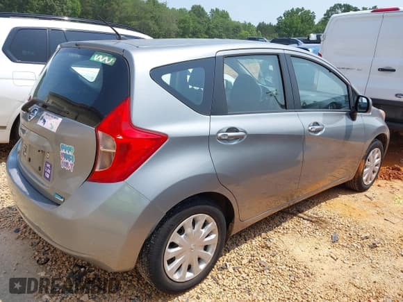 ✅ 2014 Nissan Note S Plus • VIN: 3N1CE2CP2EL373962 • Lot: 42387587. Wystawiony na IAAI z przebiegiem 99 385 mil. Bezpłatny archiwum sprzedaży aukcyjnych z USA i szczegółowy raport historii pojazdu na DreamBid. Zdjęcie 4.