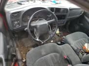 ✅ 2000 Chevrolet S-10 • VIN: 1GCCS1452Y8203343 • Лот: 82745914. Опубликован ранее на Copart с пробегом Не указан. Бесплатный доступ к архиву аукционных продаж из США и подробный отчёт об истории автомобиля на DreamBid. Изображение 8.